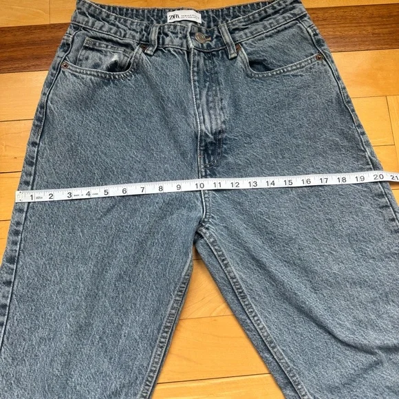 Zara high rise straight leg stonewashed denim jeans - Picture 9 of 10